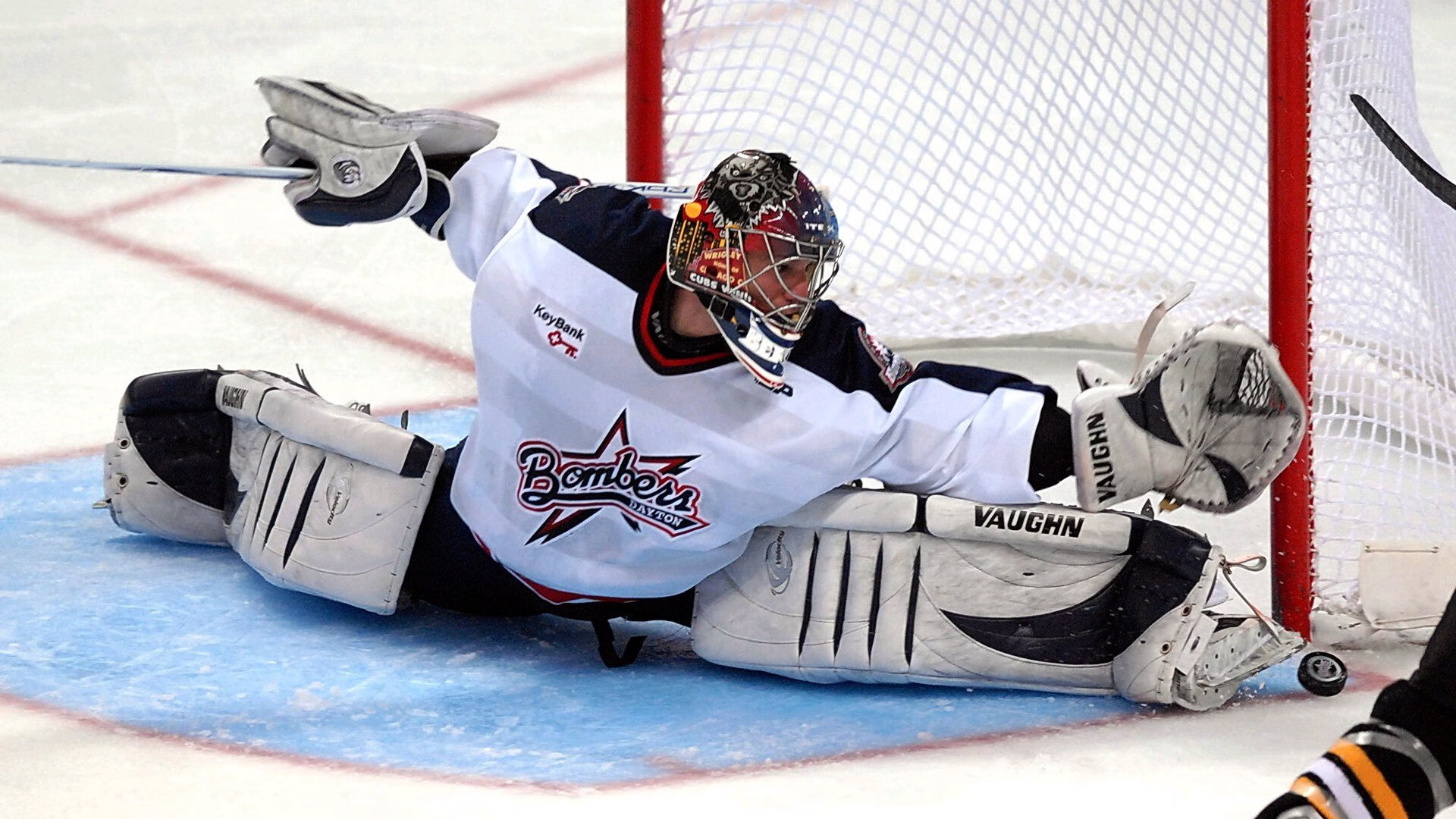 深圳队争冠战险胜尼克斯,锡安末节爆发成关键先生