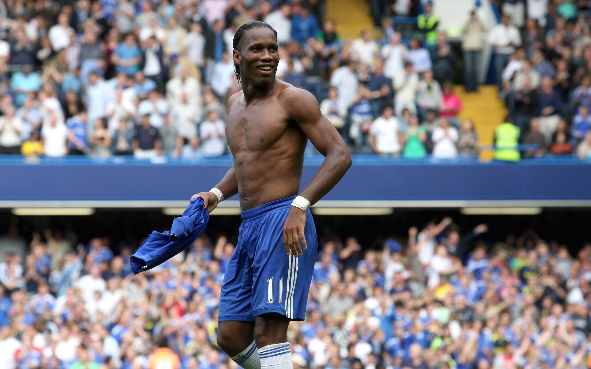 当绅士撕下伪装，英格兰的橄榄球革命与基耶萨的致命一击